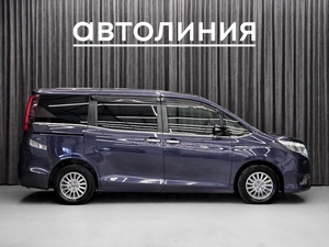 Минивэн Toyota Esquire 2015 года, 1765000 рублей, Красноярск