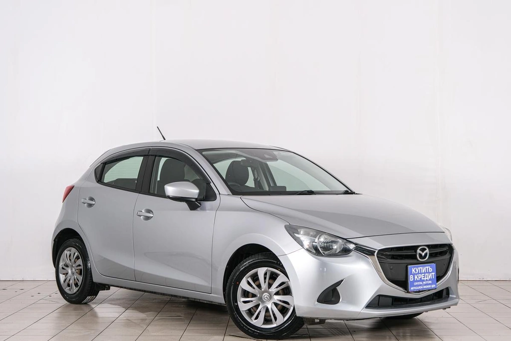 Хетчбэк Mazda Demio 2019 года, 1249000 рублей, Красноярск