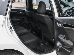 Хетчбэк Honda Fit 2013 года, 1074000 рублей, Кирилловка