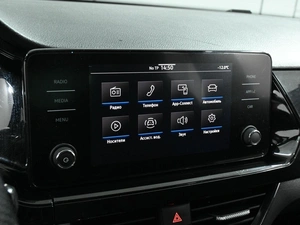 Лифтбек Volkswagen Polo 2022 года, 1819000 рублей, Аксай