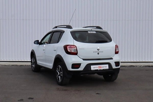 Хэтчбек Renault Sandero 2019 года, 1200000 рублей, Брянск