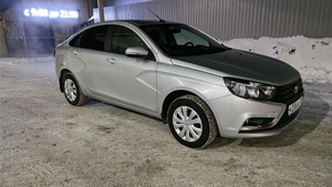 Седан ВАЗ (LADA) Vesta 2017 года, 865000 рублей, Красноярск