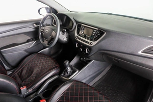 Седан Hyundai Solaris 2018 года, 1329000 рублей, Пермь