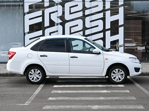 Седан ВАЗ (LADA) Granta 2017 года, 600000 рублей, Волгоград