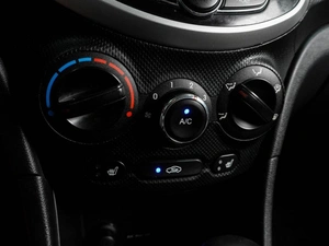 Хетчбэк Hyundai Solaris 2012 года, 759000 рублей, Воронеж