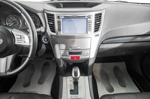 Седан Subaru Legacy 2011 года, 1549000 рублей, Барнаул