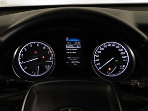 Седан Toyota Camry 2020 года, 2299050 рублей, Москва