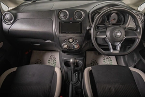 Хетчбэк Nissan Note 2019 года, 1049000 рублей, Томск