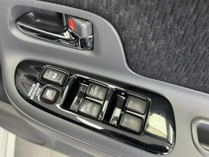 Минивэн Toyota Sienta 2013 года, 995000 рублей, Красноярск
