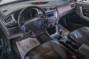 Хетчбэк Kia Ceed 2013 года, 869000 рублей, Томск