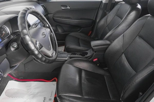 Хетчбэк Hyundai i30 2009 года, 749000 рублей, Кемерово