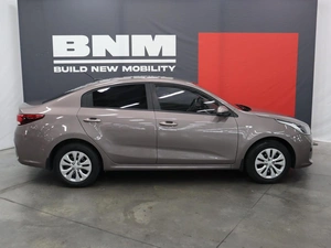 Седан Kia Rio 2019 года, 1670000 рублей, Курск