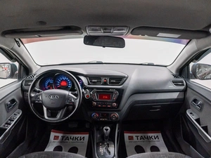 Седан Kia Rio 2011 года, 875000 рублей, Красноярск