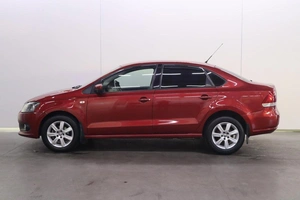 Седан Volkswagen Polo 2011 года, 655000 рублей, Брянск