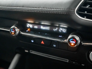 Хетчбэк Mazda 3 2019 года, 1649000 рублей, Красноярск