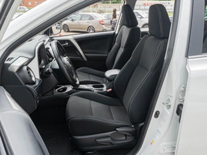Внедорожник Toyota RAV4 2018 года, 2429000 рублей, Краснодар