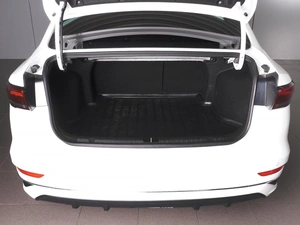 Седан Geely Emgrand 2024 года, 1789000 рублей, Красный Пахарь