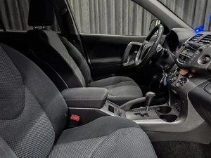 Внедорожник Toyota RAV4 2012 года, 1425000 рублей, Красноярск