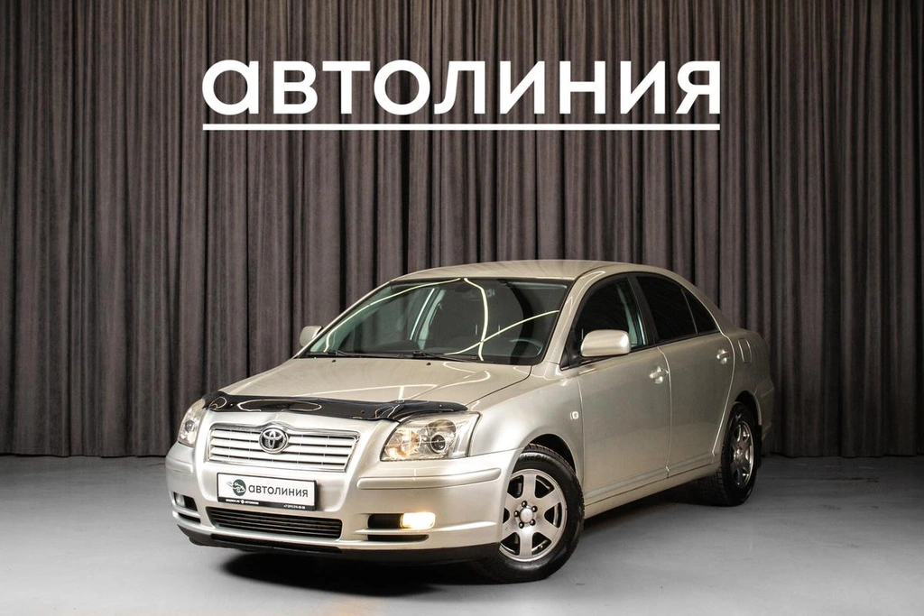Седан Toyota Avensis 2004 года, 610000 рублей, Красноярск