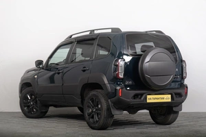 Внедорожник ВАЗ (LADA) Niva Travel 2022 года, 1449000 рублей, Томск