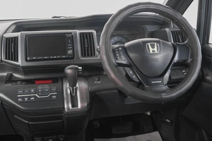 Минивэн Honda Stepwgn Spada 2011 года, 1309000 рублей, Кемерово