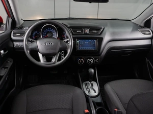 Седан Kia Rio 2011 года, 924000 рублей, Тюмень
