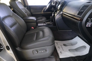 Внедорожник Toyota Land Cruiser 2009 года, 3299000 рублей, Омск