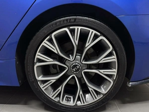 Лифтбек Kia Stinger 2018 года, 2897000 рублей, Красноярск