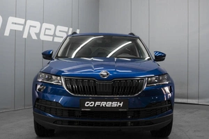 Внедорожник Skoda Karoq 2021 года, 2330000 рублей, Омск