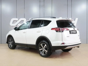 Внедорожник Toyota RAV4 2017 года, 2549000 рублей, Воронеж