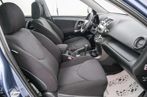 Внедорожник Toyota RAV4 2012 года, 1789000 рублей, Красноярск