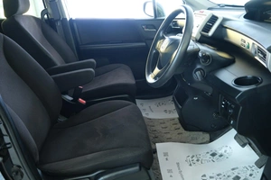 Минивэн Honda Freed 2013 года, 1189000 рублей, Омск