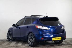Хетчбэк Mazda 3 2012 года, 959000 рублей, Сургут