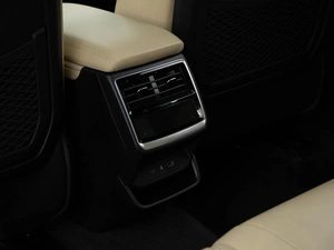 Внедорожник Geely Monjaro 2024 года, 3949050 рублей, Москва