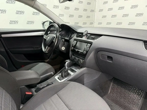 Универсал Skoda Octavia 2016 года, 1999000 рублей, Красноярск