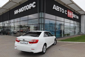 Седан Toyota Camry 2012 года, 1500000 рублей, Мирное
