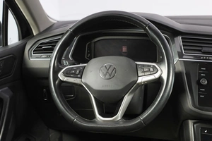 Внедорожник Volkswagen Tiguan 2021 года, 3499000 рублей, Новосибирск