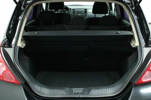 Хетчбэк Nissan Tiida 2011 года, 845000 рублей, Красноярск