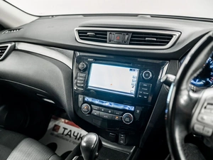 Внедорожник Nissan X-Trail 2015 года, 1850000 рублей, Красноярск