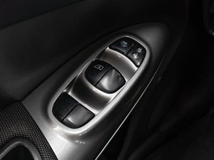 Внедорожник Nissan Juke 2011 года, 900000 рублей, Краснодар