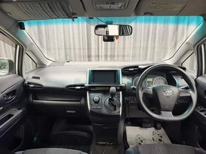 Минивэн Toyota Wish 2009 года, 1199000 рублей, Красноярск