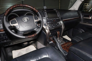 Внедорожник Toyota Land Cruiser 2011 года, 3149000 рублей, Новосибирск