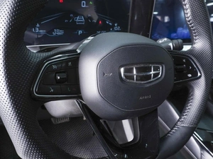 Внедорожник Geely Coolray 2023 года, 2100000 рублей, Ростов-на-Дону