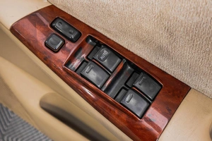 Седан Toyota Corolla 2000 года, 649000 рублей, Барнаул