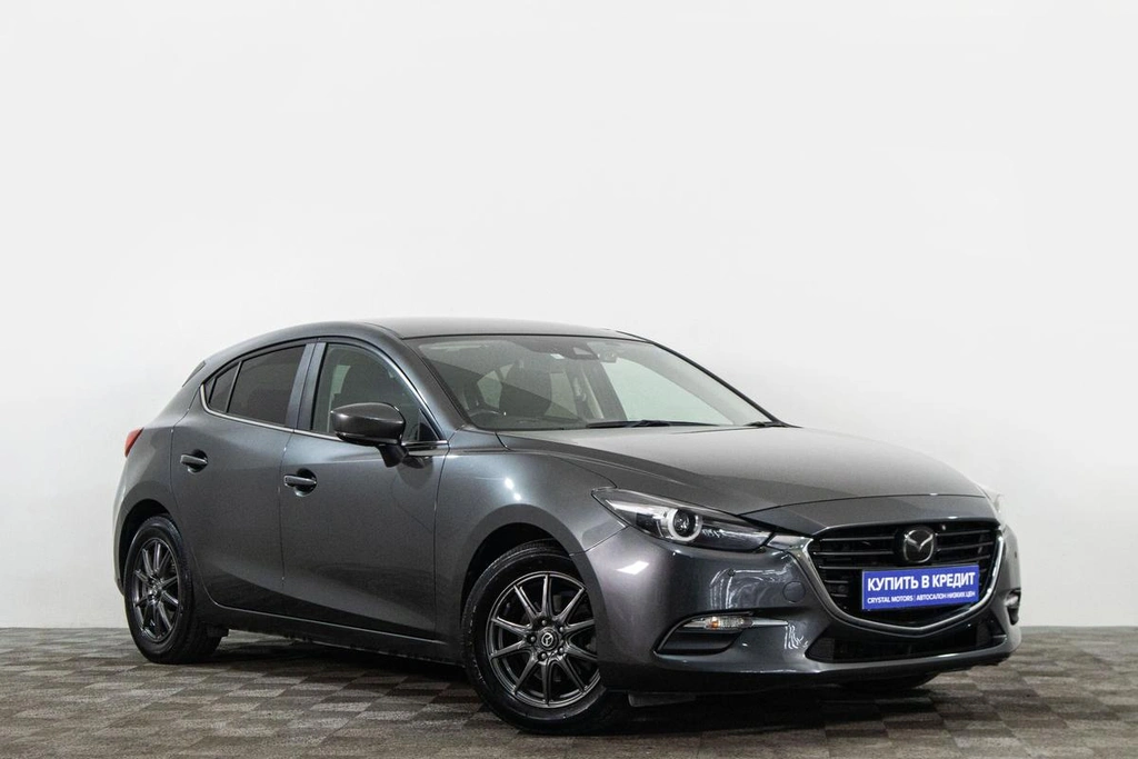 Седан Mazda Axela 2018 года, 1649000 рублей, Сургут