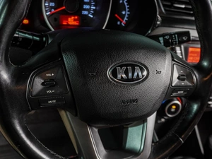 Седан Kia Rio 2014 года, 979000 рублей, Воронеж