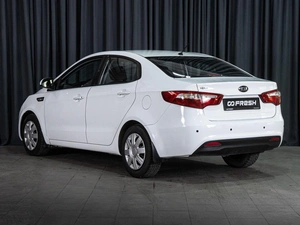 Седан Kia Rio 2013 года, 961900 рублей, Волгоград