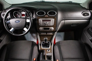 Седан Ford Focus 2008 года, 629000 рублей, Сургут