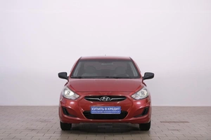 Седан Hyundai Solaris 2011 года, 769000 рублей, Омск