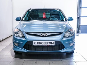 Хетчбэк Hyundai i30 2010 года, 849000 рублей, Красноярск